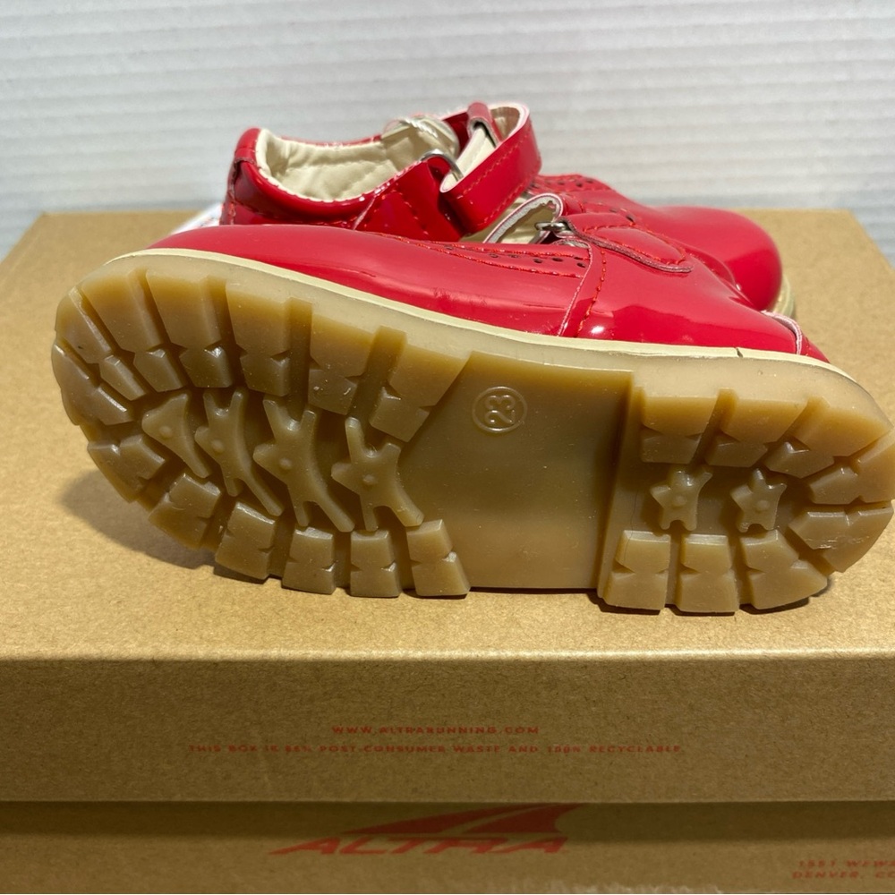 MG red baby girl shoes red size  USA 6 - Picture 6 of 7